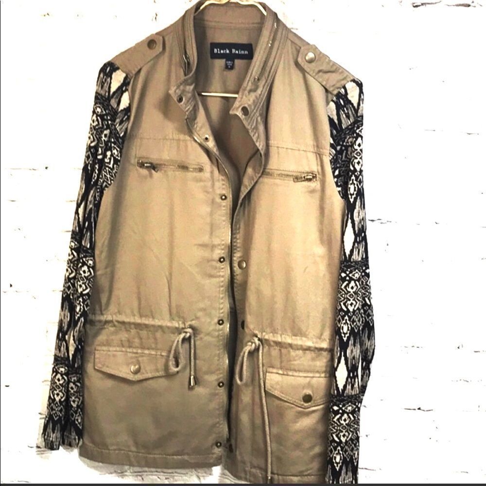 Black Rainn  Zip-front army green jacket